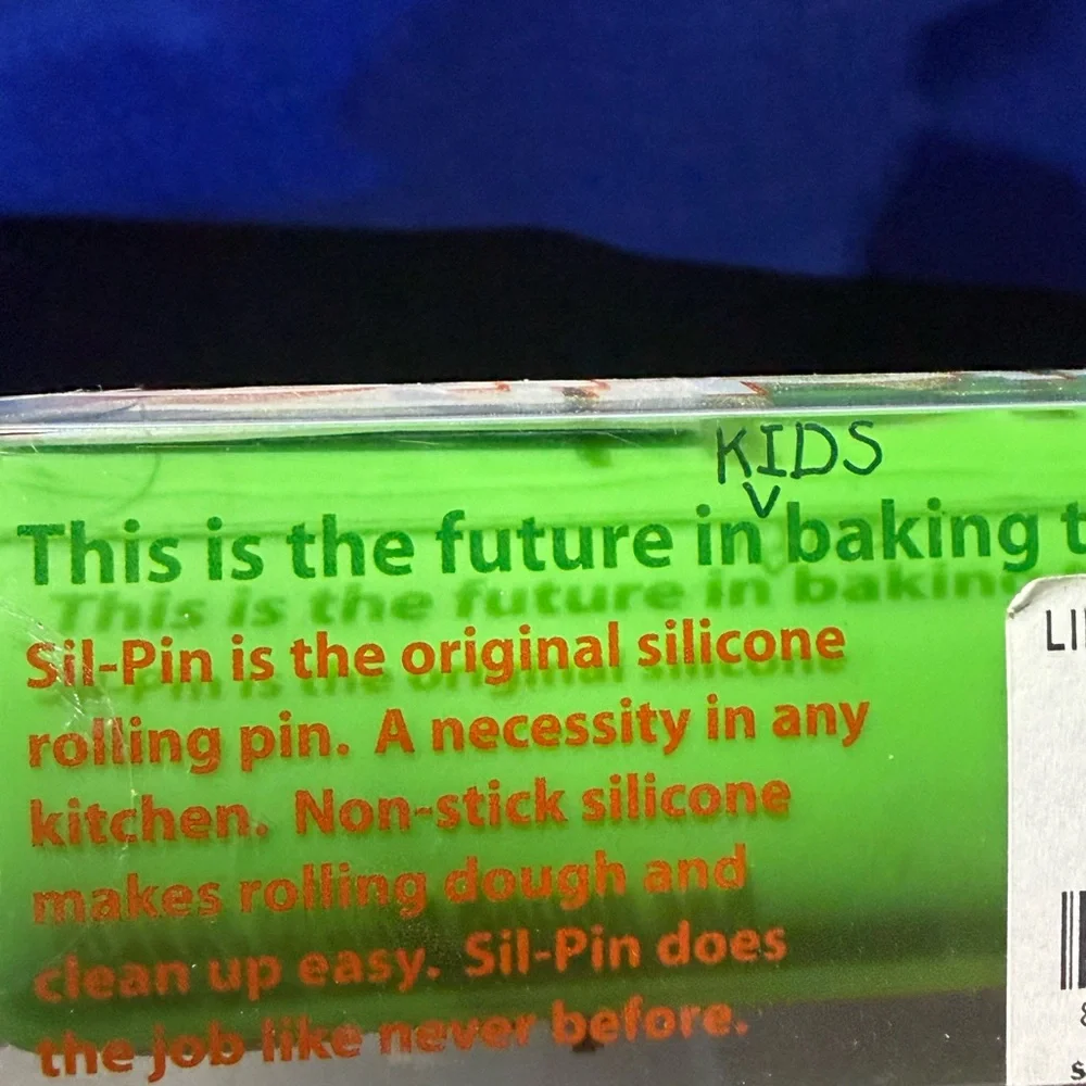 Kids Silicone Rolling Pin & Baking Mat Set